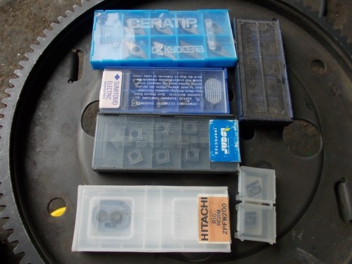 ขายเหมา เม็ดมีดกลึง 1500