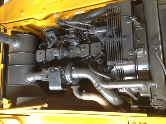 ขาย komatsu PC200-7 ขาย komatsu PC200-7