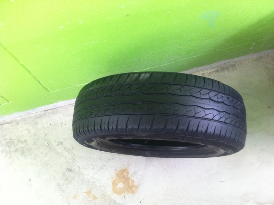 ยาง\%สภาพดีขอบ14"ดอกดี 4เส้นถูกยางยังใช้ได้อีกนาน