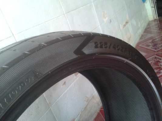 225/40/18"(2เส้น =2,600บ.)yokohama.A-drive R1 ปี09