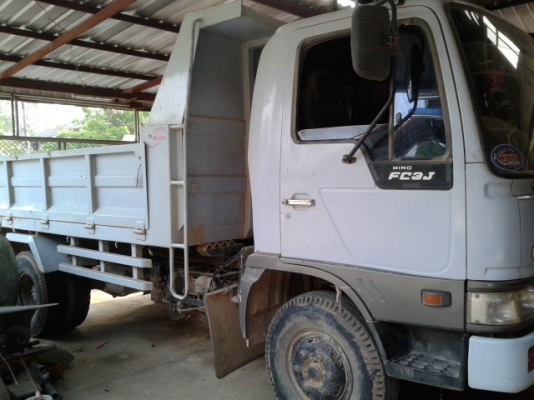 ขาย HINO FC3J  สวย พร้อมใช้งาน  รถในห้าง