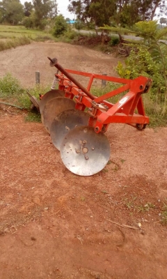 ขายผาน บุกเบิก + เทเลอรลาก  2 ชิ้น ราคา  38000  บาท วันทูคอล 098 668-3479 dtac 094 283-9369 สิทธิ์ คับ