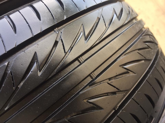 ขายยาง BRIDGESTONE MY-02 215-45-17 ปี15 ดอกหนาจัด สภาพสวย ไม่มีปะ ชุดละ 5,900 บาท