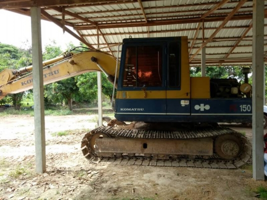 ขาย 275,000  KOMATSU PC 120-3 เครื่อง ISUZU 6 BB ปั้มแรง เอวแน่น โซ่หนาช่วงล่างสวย รถพร้อมใช้ รถอยู่ อุบลราชธานี 090-772-3710 090-772-3708