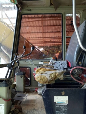 ขาย 275,000  KOMATSU PC 120-3 เครื่อง ISUZU 6 BB ปั้มแรง เอวแน่น โซ่หนาช่วงล่างสวย รถพร้อมใช้ รถอยู่ อุบลราชธานี 090-772-3710 090-772-3708