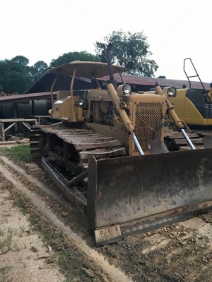 ขาย 890,000 CAT D 5 B ตีนเป็ด เล่มทะเบียน เครื่องไดเร็คหัวฉีดปากกาดี เกียร์แรง ช่วงล่างสวย รถสวยพร้อมใช้เอกสารพร้อมโอน   รถอยู่ ปทุมธานี โทร&amp;ไอดีไลน์ 0610710295