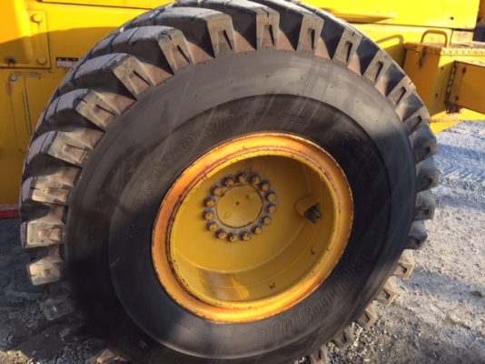 KOMATSU WA300-1 ซีเรียลสูง สภาพดีพร้อมใช้งาน