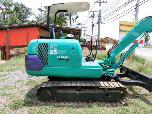 ขายรถขุดแบคโฮ KOMATSU Pc25-7 ขนาดPc25 รถเก่านอกแท้100\% (คอลโทลน้ำมัน เครื่องแน่น ระบบไว ช่วงล่างสวย รถพร้อมใช้งาน เอกสารใบอินวอยครบ             ????ราคา 360,000฿???? ☎️สนใจติดต่อ 096-3268553 (สถิตย์พันธ์) ID LINE 0963268553 ????ร้านรุ่งเจริญแทรกเตอร์ อำเภ