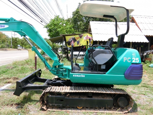 ขายรถขุดแบคโฮ KOMATSU Pc25-7 ขนาดPc25 รถเก่านอกแท้100\% (คอลโทลน้ำมัน เครื่องแน่น ระบบไว ช่วงล่างสวย รถพร้อมใช้งาน เอกสารใบอินวอยครบ             ????ราคา 360,000฿???? ☎️สนใจติดต่อ 096-3268553 (สถิตย์พันธ์) ID LINE 0963268553 ????ร้านรุ่งเจริญแทรกเตอร์ อำเภ
