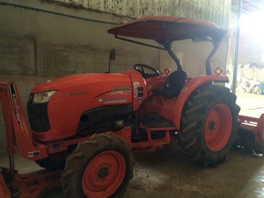 รถไถ 47 แรง L 4708 sp ปี 57  ช.ม.500 นิดฯฯ อุปกร 2 อย่าง ตราช้าง หมด ราคา  385000 บาท ดูรถที จ.สกลนคร   สอบถามทีเบอร์     098 668-3479 dtac 094 283-9369 สิทธิ์ คับ