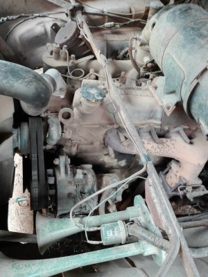 ขาย 285,000 บาท ISUZU หัวยาว 2 เพลา สโลว์กลางเทเลอร์ ขึ้น รถเกี่ยวและแบคโฮ 200 เครื่อง 6BB1-145 แรง หัวบาง ยางดี คัสชีสวย มีบันไดไฮโดรลิก เอกสารเล่มทะเบียน  รถอยู่ จ.ขอนแก่น โทร &amp;ไอดีไลน์  0610710295