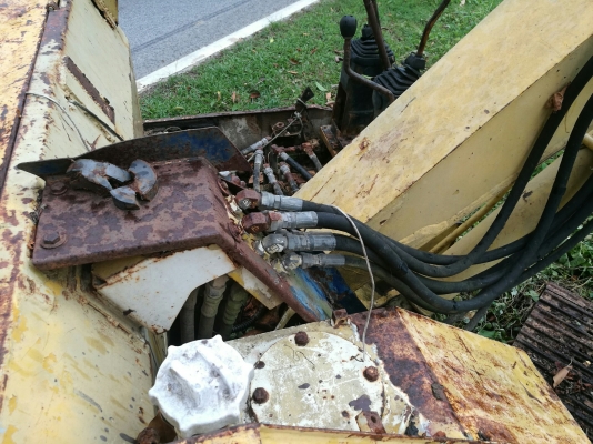 รถแบคโฮ Komatsu Model pc50UU-1 Serial No.2650