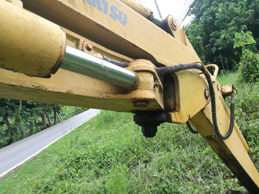 รถแบคโฮ Komatsu Model pc50UU-1 Serial No.2650