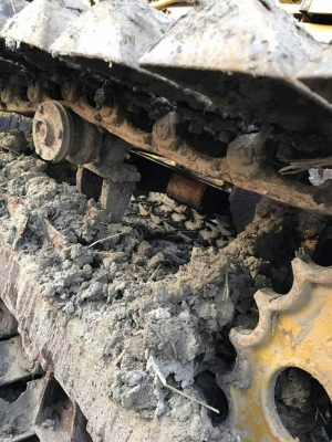ขาย 165,000 แทรกเตอ KOMATSU D 20 PL -7 ทำงาน ดี เครื่องดี ปั้มดี  สภาพพร้อมใช้. เอกสารสัญญาซื้อขาย.   รถอยู่ นครปฐม โทร&amp;ไอดีไลน์ 0610710295