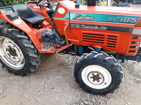 ขายL185  สองเพลา สภาพพร้อมใช้งาน ระบบใช้งานได้