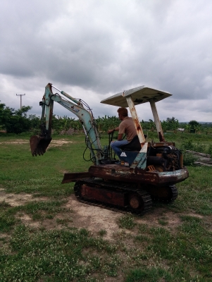 ขายแมคโคเก่าญี่ปุ่น โคมัสสุ pc 10-5 เครื่องแห้งและปั๊มแห้งไม่มีน้ำมันเยิ้ม ไม่เคยใช้งานในไทย มีใบอินวอย