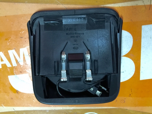 ขายไฟเบรคดวงที่3หลังรถเบนซ์  W210 รุ่น E-CLASS