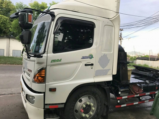 ขายรถสวยนางฟ้า หัวลากHino 6ล้อ QDR 220แรงม้า ปี56(13) ขายรถสวยนางฟ้า หัวลากHino 6ล้อ QDR 220แรงม้า ปี56(13)