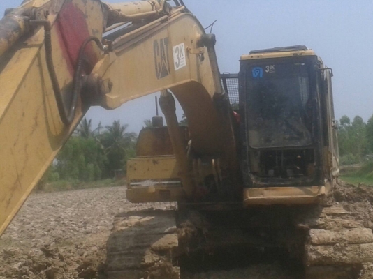 ขาย  cat 320b  v2  เอกสาร ไฟฟ้าตัด   เล่มทะเบียน