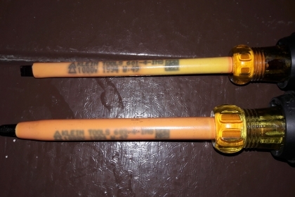 ขายไขควงแพ็คคู่แฉกแบนกันไฟฟ้า1000V KEIAN MADE IN USA. ใหม่เก่าเก็บ