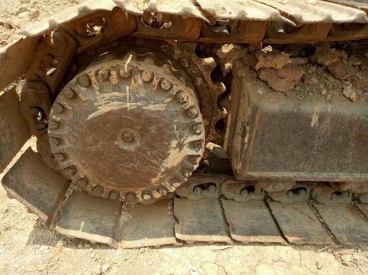 ขาย 325,000 บาท KOMATSU PC. 200-3 เครื่องดี ปั้มแรง โช่หนา คอนโทสั้น เอกสารอินวอยท์   รถอยู่ จ.ฉะเชิงเทรา โทร&amp;ไอดีไลน์ 0610710295