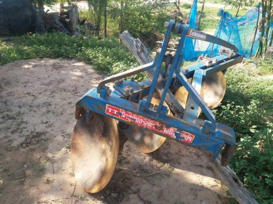 ขายผาน 4 ทีที พร้อมใช้ คับ ลูกปืนแน่น ขายผาน 4 ทีที พร้อมใช้ คับ ลูกปืนแน่น