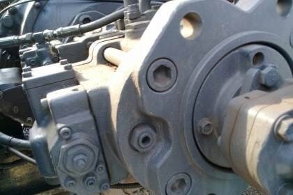 ขาย 585,000 แบคโฮ KOBELCO SK200 Mark 3 ไฟฟ้าตัดแล้ว เครื่องดี ปั้มดี ช่วงล่างแน่น เอกสารเล่มทะเบียนครบ   รถอยู่ จ.อุดรธานี โทร&amp;ไอดัไลน์ 061071295