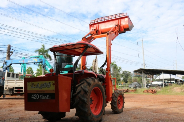 ขายรถไถ KUBOTA L4708 พร้อมตัวตักคูโบต้า สภาพสวยเดิมๆ เครื่องดี เกียร์ดี ไฮดรอลิคดี มีทะเบียนพร้อมโอน ราคา 435,000  มีรถขนส่งบริการ ร้านสามย่านแทรคเตอร์ อ.แกลง จ.ระยอง 0897489639,0818618678,0899347475 id line=0897489639 id line=0818618678 id line=089934747