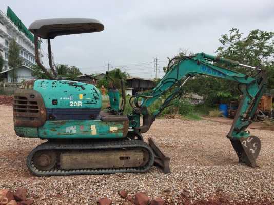 มาใหม่อีกคันรุ่นใหม่ยอดฮิต โคมัสสุ pc20r-8 สวยๆเดิมๆระบบดี เครื่องดี ปั้มนิ้วแรงๆ ช่วงล่างสวย