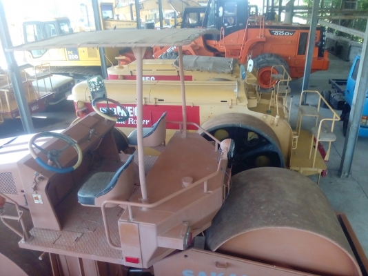 รถบด 3 ล้อเหล็ก