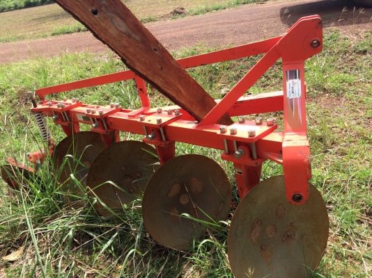 ขายโลตารี+ ผานบุกเบิก  2 ชิ้น ราคา 68000  บาท อ. กุสุมาลย์ จ.สกลนคร สอบถาม วันทูคอล 098 668-3479 dtac 094 283-9369 สิทธิ์ คับ