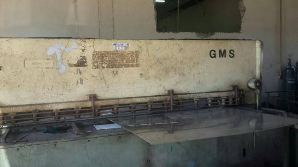 ขายเครื่องตัดกับเครื่องพับยาว10ฟุตตัดและพับได้6มิลราคาเบาๆครับ