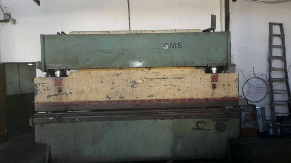 ขายเครื่องตัดกับเครื่องพับยาว10ฟุตตัดและพับได้6มิลราคาเบาๆครับ