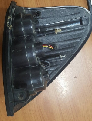 ไฟท้ามิตซู TRITON โครมขาว LED ข้ายซ้ายสภาพใหม่ ไฟท้ามิตซู TRITON โครมขาว LED ข้ายซ้ายสภาพใหม่