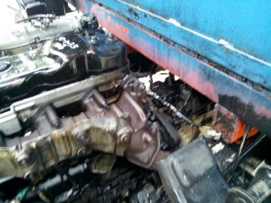 ขายแล้วคับ.6ล้ออีซูสุNPR. 115  แรงม้า  พร้อมใช้งาน เล่มพร้อมโอน..