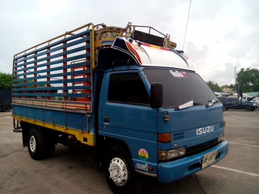 ขายแล้วคับ.6ล้ออีซูสุNPR. 115  แรงม้า  พร้อมใช้งาน เล่มพร้อมโอน..