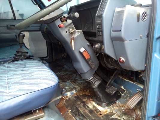 ขายแล้วคับ.6ล้ออีซูสุNPR. 115  แรงม้า  พร้อมใช้งาน เล่มพร้อมโอน..