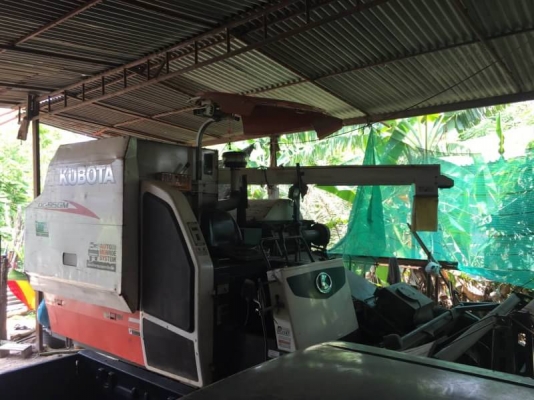 ขายคู่ 435,000 บาท   ขาย 395,000 บาท KUBOTA DC95GM 3,000 ชม.   เล่มทะเบียน  ขาย 39,500 เทเลอรขึ้นรถเกี่ยว   รถอยู่ จ.ยโสธร  090-772-3708 090-772-3710