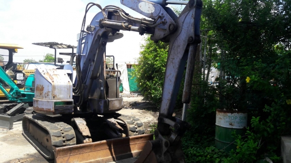 ขายรถขุด IHI45 เก่านอก จาก  JAPAN  //ใช้งานได้จริง ***ยังไม่เคยใช้งาน ***ขายตามสภาพ ราคา200,000 บาท