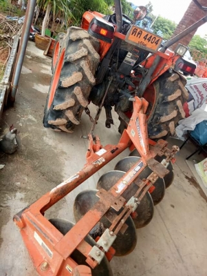 รถไถคูบูต้าl4508di239000