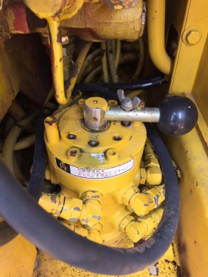 ขายรถแบคโฮ KOBELCO SK120 MARK 3 อาร์มยาวพิเศษ ลายหัวกระแทก รถนอกนำเข้าจากญี่ปุ่น มีVDOการทำงานครับ