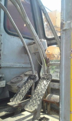 ต้องการขายรถเครน kato-11tun