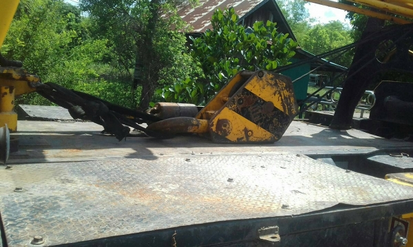 ต้องการขายรถเครน kato-11tun