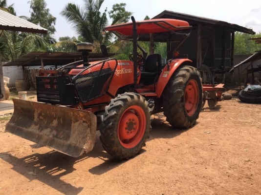 KUBOTA M7040 ราคา 335,000 บาท ปี 51 เครื่องดี เกียรดี 4,500 ชั่วโมง (ใบมีด หาง 7 ) เอกสารเล่มทะเบียน  รถอยู่ จ.ศรีสะเกษ โทร&ไอดีไลน์ 0610710295 KUBOTA M7040 ราคา 335,000 บาท ปี 51 เครื่องดี เกียรดี 4,500 ชั่วโมง (ใบมีด หาง 7 ) เอกสารเล่มทะเบียน  รถอยู่ จ.ศรีสะเกษ โทร&ไอดีไลน์ 0610710295