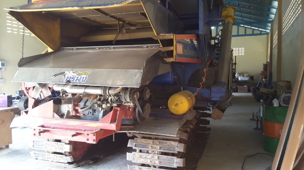 ขายรถเกี่ยวข้าว ไทยเส็ง เดี่ยวทรนง รถปี 53 ตัวเดิน 12 ใบเดิน D3 ค. HINO 260 เทอร์โบว์