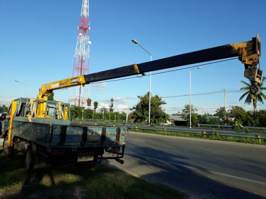 ขายด่วน รถ6ล้อ HINO FB112 พร้อมเครน 3ตัน เครื่องดี คัชชัสวย ยางพร้อมใช้งาน เอกสารเล่มทะเบียน