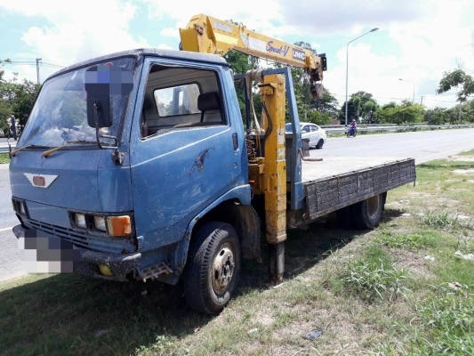 ขายด่วน รถ6ล้อ HINO FB112 พร้อมเครน 3ตัน เครื่องดี คัชชัสวย ยางพร้อมใช้งาน เอกสารเล่มทะเบียน