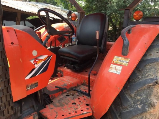 335,000 KUBOTA M7040  ปี 51 เครื่องดี เกียรดี 4,500 ชั่วโมง (ใบมีด หาง 7 ) เอกสารเล่มทะเบียน  รถอยู่ จ.ศรีสะเกษ  090-772-3708 090-7723710 335,000 KUBOTA M7040  ปี 51 เครื่องดี เกียรดี 4,500 ชั่วโมง (ใบมีด หาง 7 ) เอกสารเล่มทะเบียน  รถอยู่ จ.ศรีสะเกษ  090-772-3708 090-7723710
