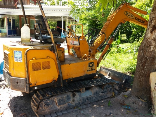 รถขุดเล็ก yanmar yb1200 พร้อมเทเลอร์ (พร้อมลุยงาน)
