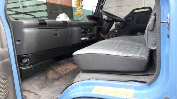 รถบรรทุก ISUZU 6 ล้อ รุ่น NQR ปี 46 เครื่อง 120 แรง เทอร์โบ อินเตอร์ ยาว 5.50 เมตร ราคา 368,000 บ.รถ รถบรรทุก ISUZU 6 ล้อ รุ่น NQR ปี 46 เครื่อง 120 แรง เทอร์โบ อินเตอร์ ยาว 5.50 เมตร ราคา 368,000 บ.รถ